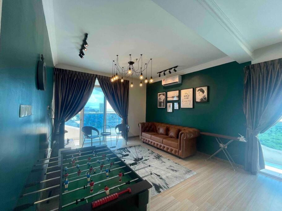 The Wave @2+1br Seaview / 10pax / 3 Balcony / 1km Jonker * Malacca