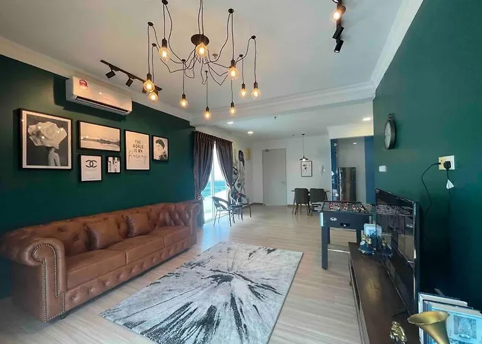 The Wave @2+1Br Seaview / 10Pax / 3 Balcony / 1Km Jonker
