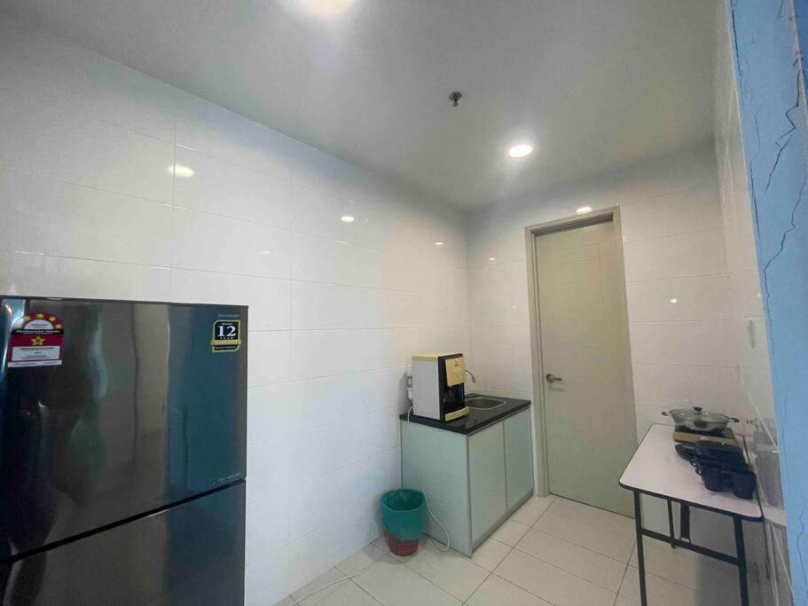Pangsapuri The Wave @2+1br Seaview / 10pax / 3 Balcony / 1km Jonker